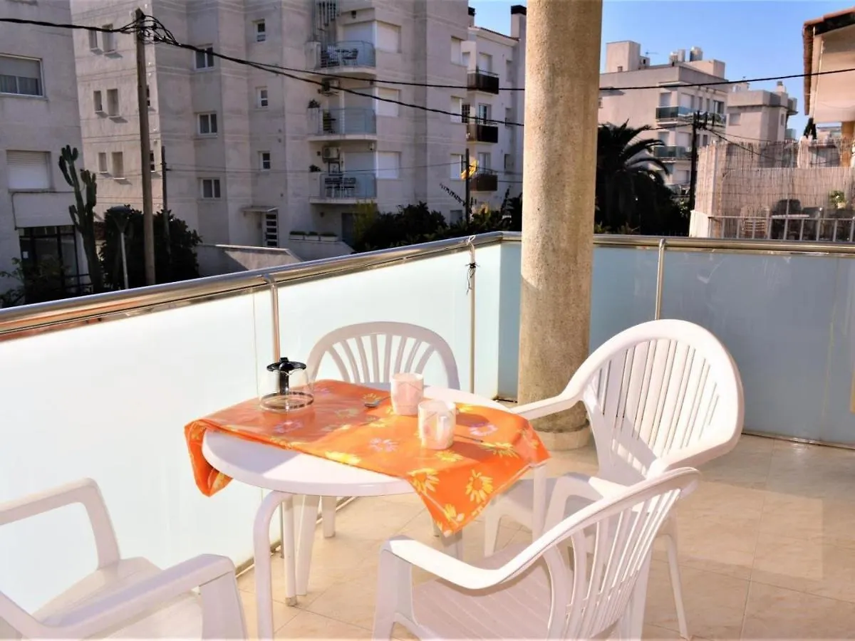 Villa Service - Rovior 2º 2ª El Vendrell 0*,  Spain