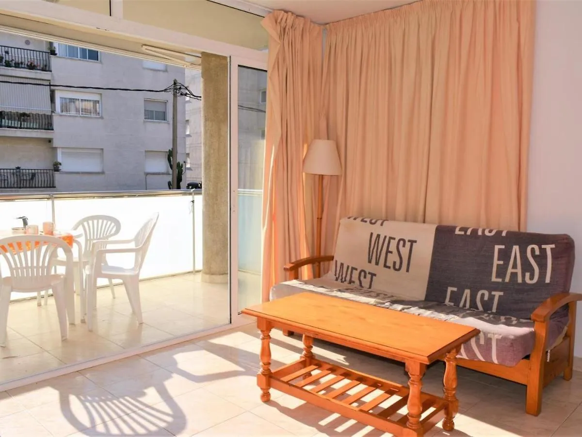 Villa Service - Rovior 2º 2ª El Vendrell 0*,  Spain